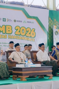 PKKMB Universitas Hamzanwadi Dibuka, Wabup Lotim Dorong Mahasiswa Jadi Generasi Berdaya Saing